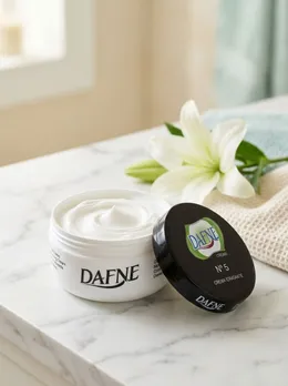 Envase de Crema hidratante de manos y cuerpo Dafne N°5